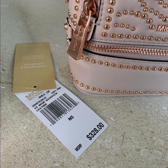 🔥𝐏𝐀𝐑𝐓𝐘 𝐒𝐀𝐋𝐄🔥MICHAEL KORS RHEA BACKPACK - Picture 4 of 4
